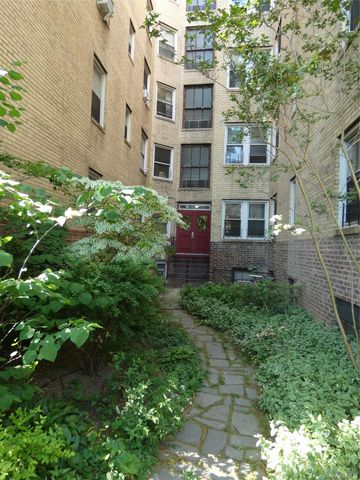 86-10 34th Avenue 613, Jackson Heights, NY 11372