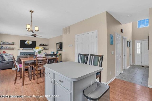 10 Judy Road, Eatontown, NJ 07724