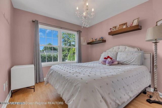 10 Judy Road, Eatontown, NJ 07724