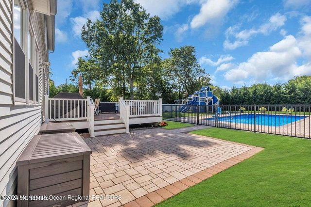 10 Judy Road, Eatontown, NJ 07724