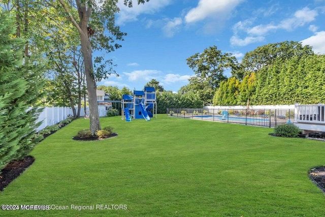 10 Judy Road, Eatontown, NJ 07724