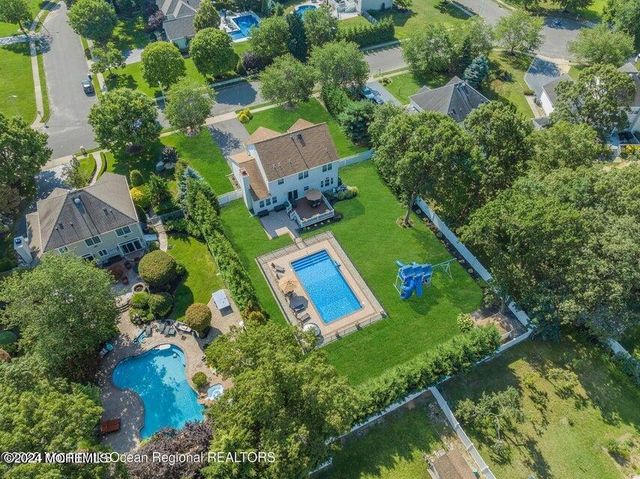 10 Judy Road, Eatontown, NJ 07724