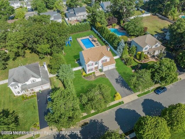 10 Judy Road, Eatontown, NJ 07724