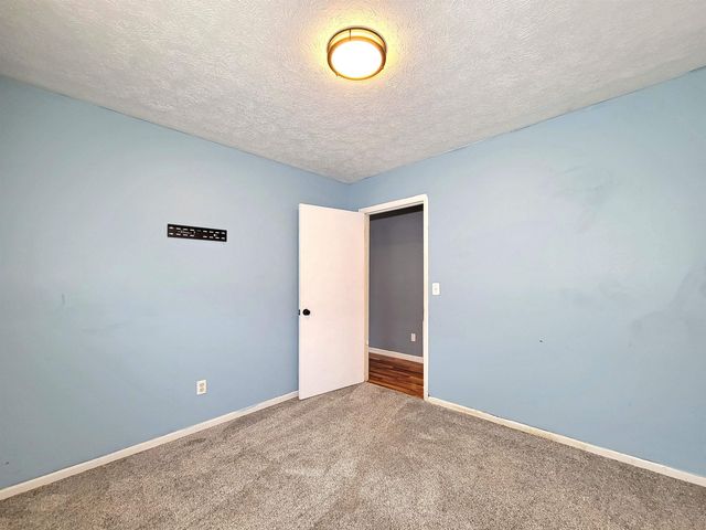 10 2nd North St, Barboursville, WV 25504