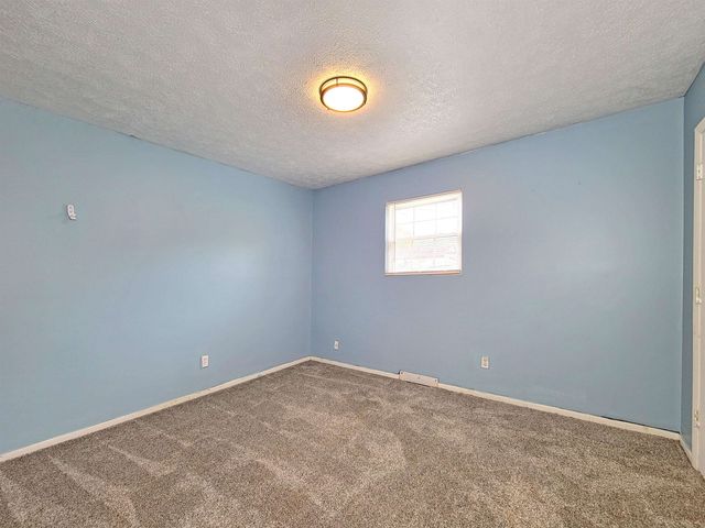 10 2nd North St, Barboursville, WV 25504