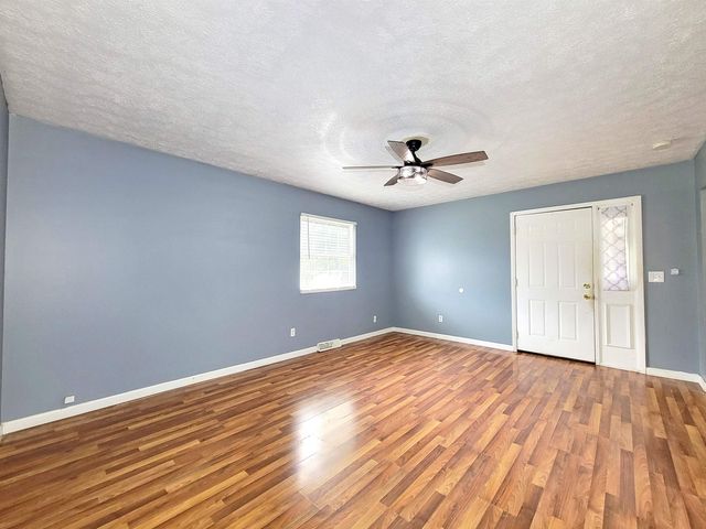 10 2nd North St, Barboursville, WV 25504