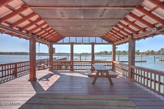 41 Petigru Drive, Beaufort, SC 29902