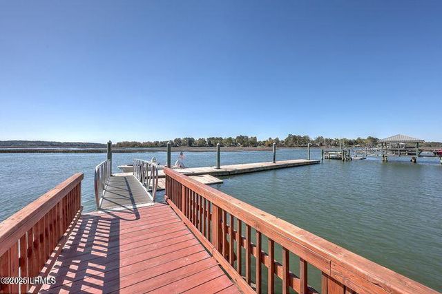 41 Petigru Drive, Beaufort, SC 29902