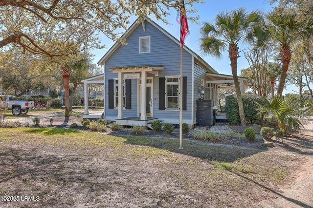 41 Petigru Drive, Beaufort, SC 29902