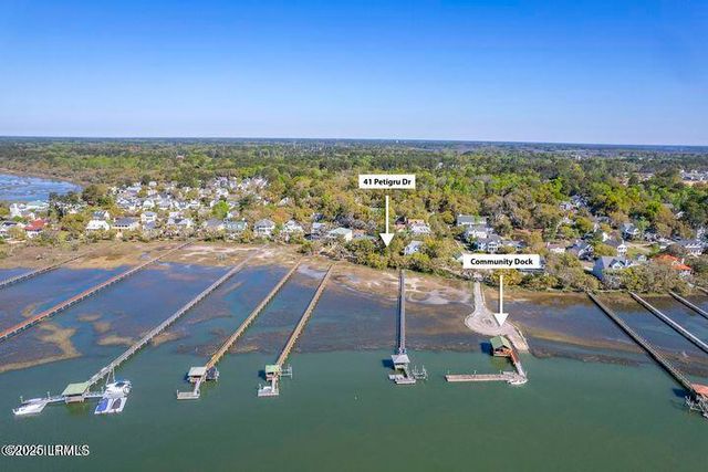 41 Petigru Drive, Beaufort, SC 29902