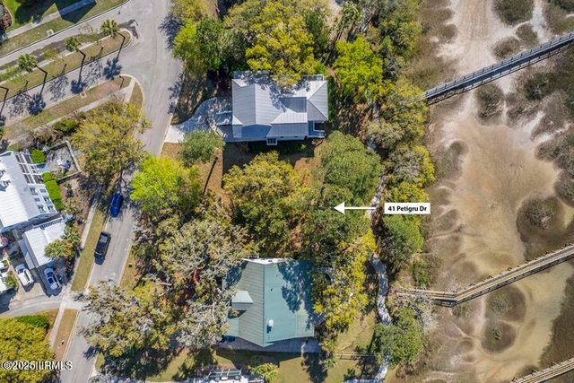 41 Petigru Drive, Beaufort, SC 29902