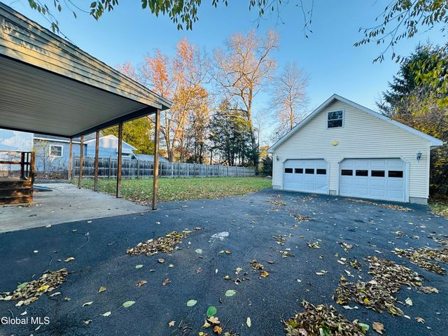 17 Mohican Terrace, Hudson Falls, NY 12839