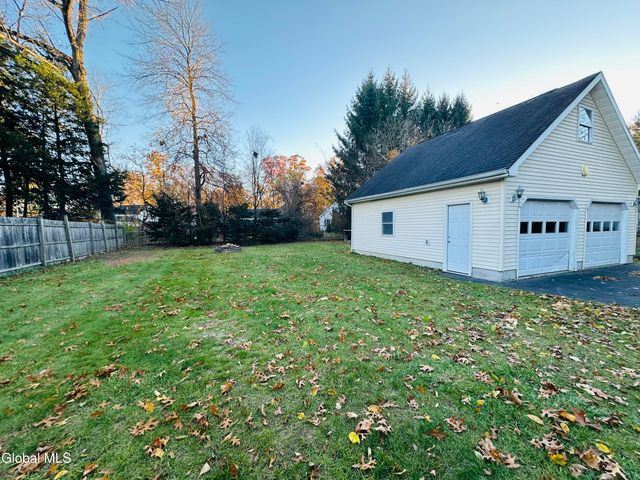 17 Mohican Terrace, Hudson Falls, NY 12839