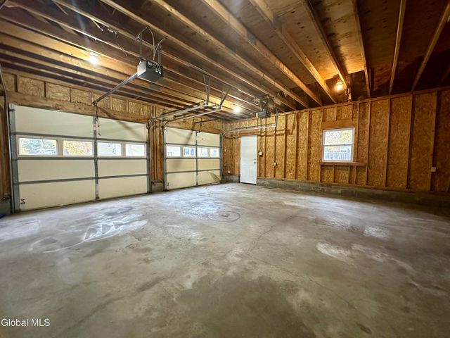 17 Mohican Terrace, Hudson Falls, NY 12839