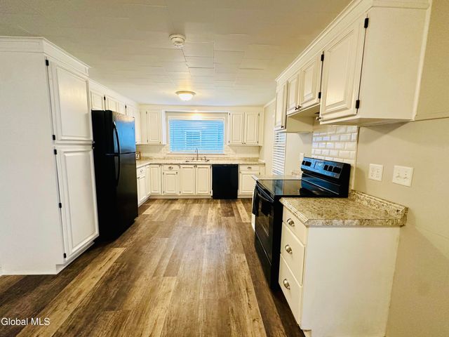 17 Mohican Terrace, Hudson Falls, NY 12839