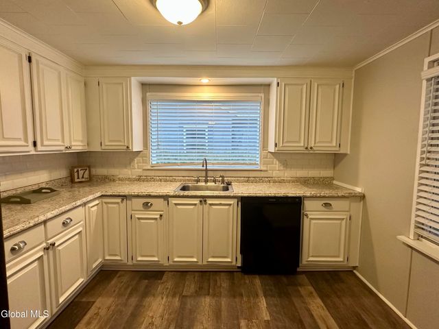 17 Mohican Terrace, Hudson Falls, NY 12839