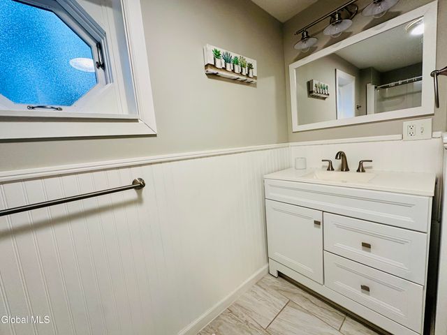 17 Mohican Terrace, Hudson Falls, NY 12839