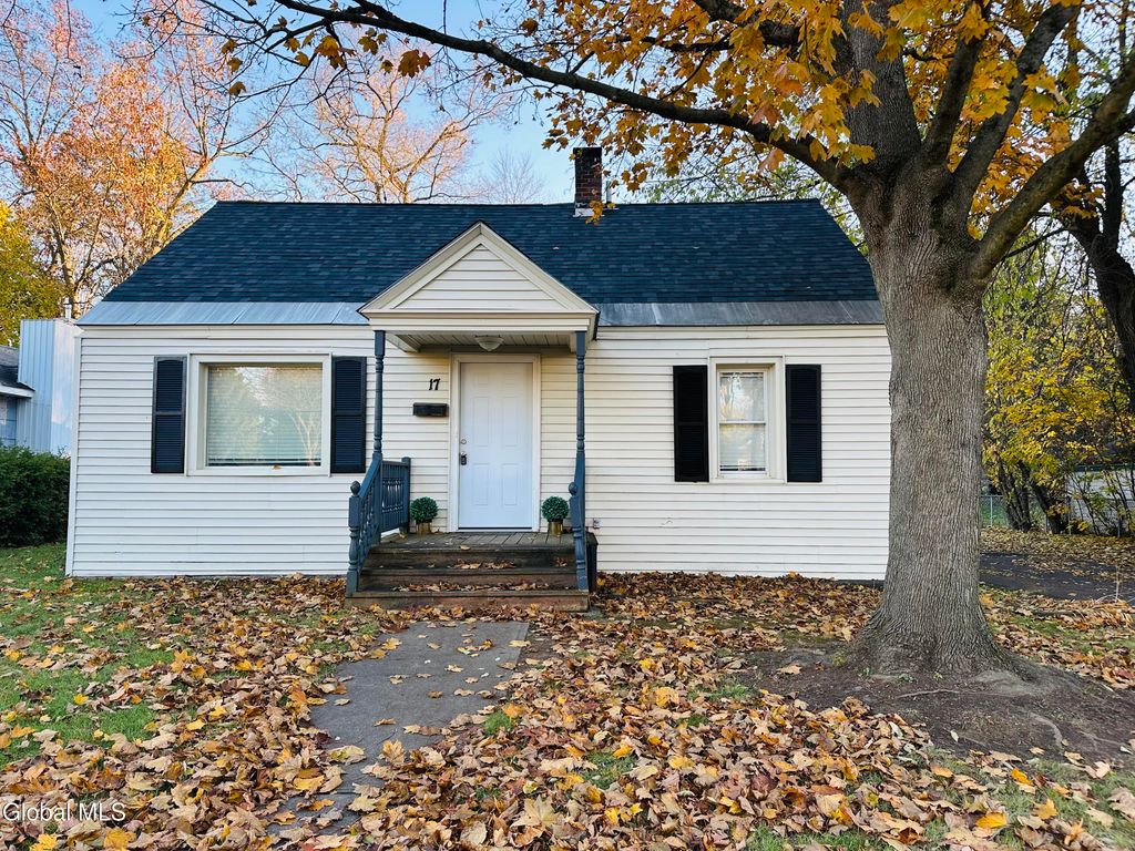 17 Mohican Terrace, Hudson Falls, NY 12839