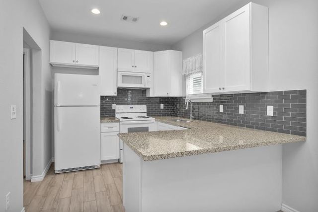 16850 Glenheath, Montgomery, TX 77316