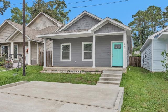 16850 Glenheath, Montgomery, TX 77316
