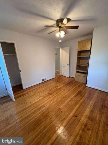 3007 ELMWOOD DR, Alexandria, VA 22303