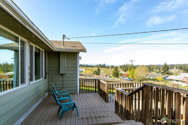 5443 Pleasant View Lane, Freeland, WA 98249