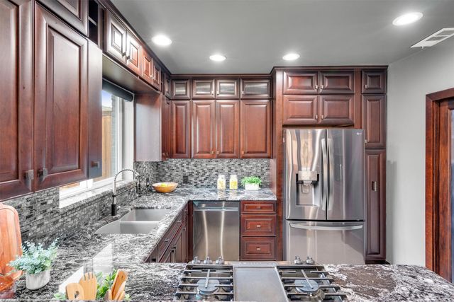 16815 Davenport Road, Dallas, TX 75248