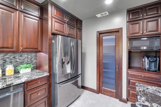 16815 Davenport Road, Dallas, TX 75248