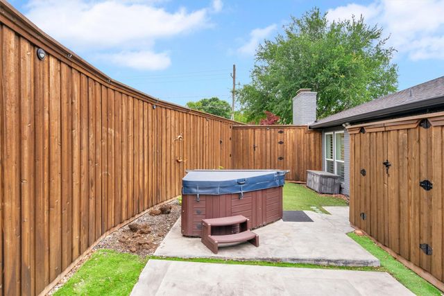 16815 Davenport Road, Dallas, TX 75248