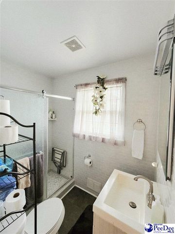 1321 E Washington Street, Dillon, SC 29536