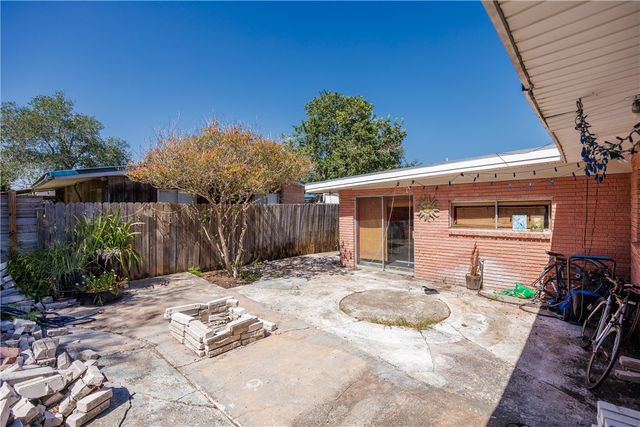 4825 Monette Dr, Corpus Christi, TX 78412