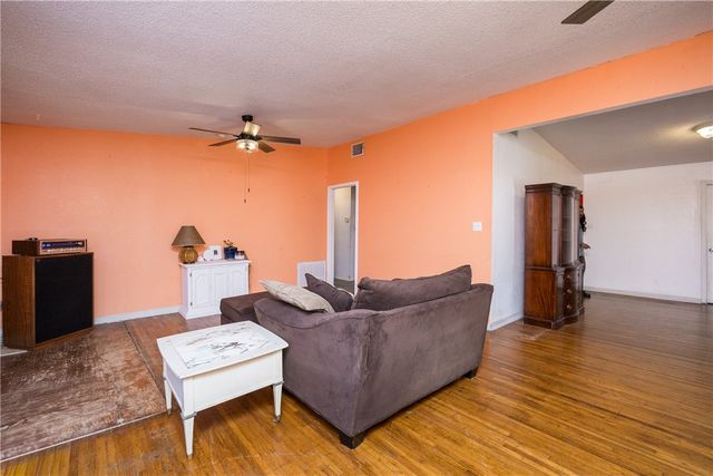 4825 Monette Dr, Corpus Christi, TX 78412