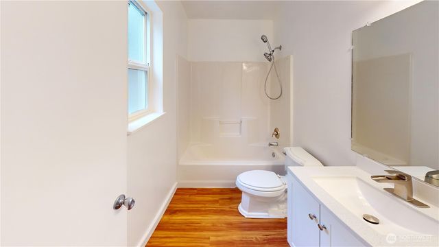 10 Sandalwood Circle, Bellingham, WA 98229