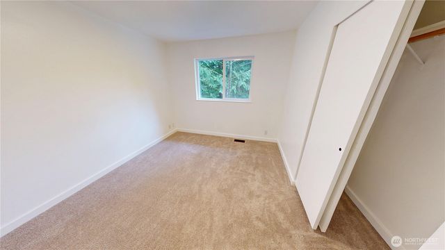 10 Sandalwood Circle, Bellingham, WA 98229