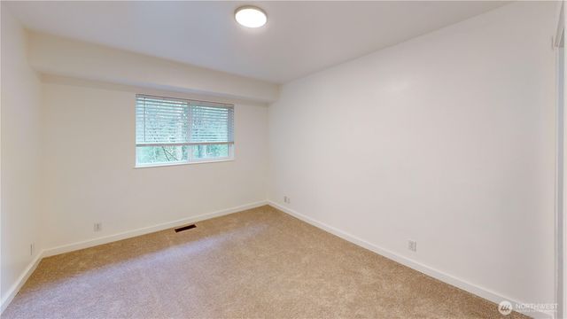 10 Sandalwood Circle, Bellingham, WA 98229