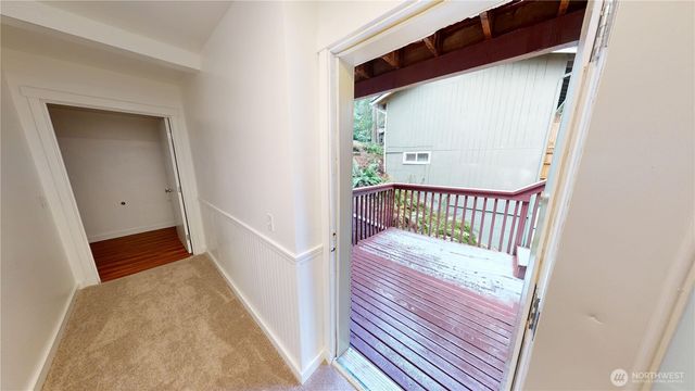 10 Sandalwood Circle, Bellingham, WA 98229