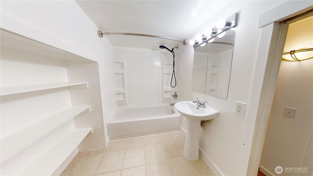 10 Sandalwood Circle, Bellingham, WA 98229