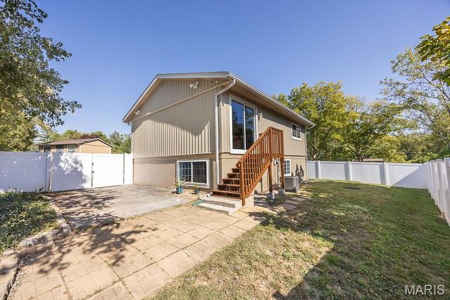 603 W Madison Street, O'fallon, IL 62269