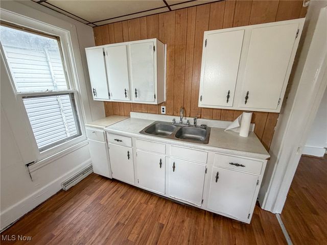 1705 Cleveland Avenue, East Liverpool, OH 43920