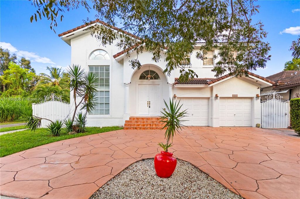 3003 SW 147th Pl, Miami, FL 33185