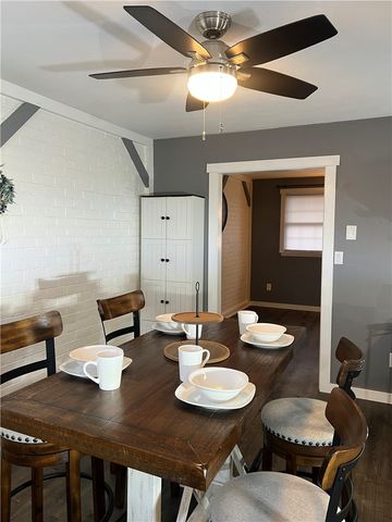 380 Northgate Dr E, Washington Twp, PA 15613