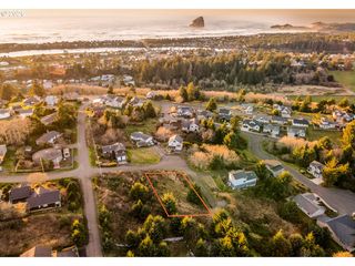 Valley View Dr, Pacific City, OR 97135