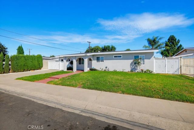 1403 E Florida, Anaheim, CA 92805