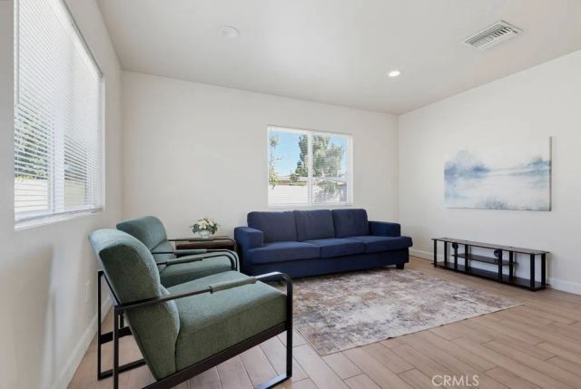 1403 E Florida, Anaheim, CA 92805