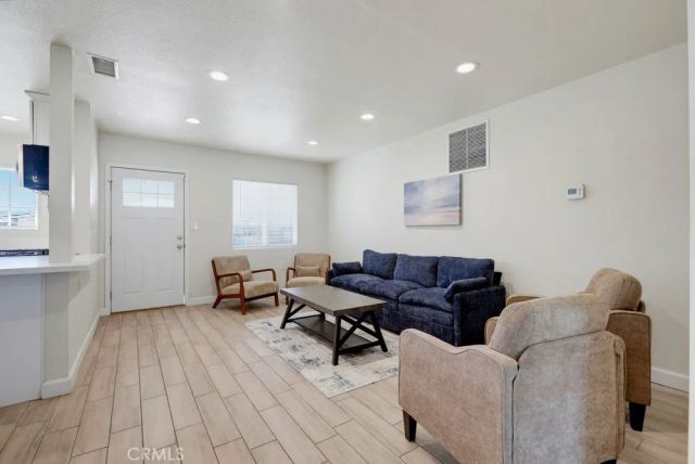 1403 E Florida, Anaheim, CA 92805