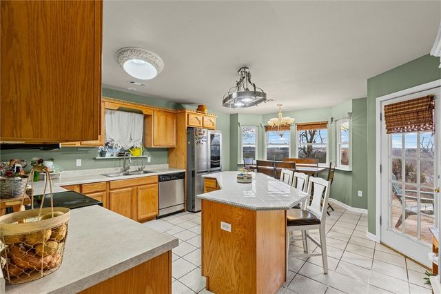 288 Eastport Lane, Springdale, AR 72764