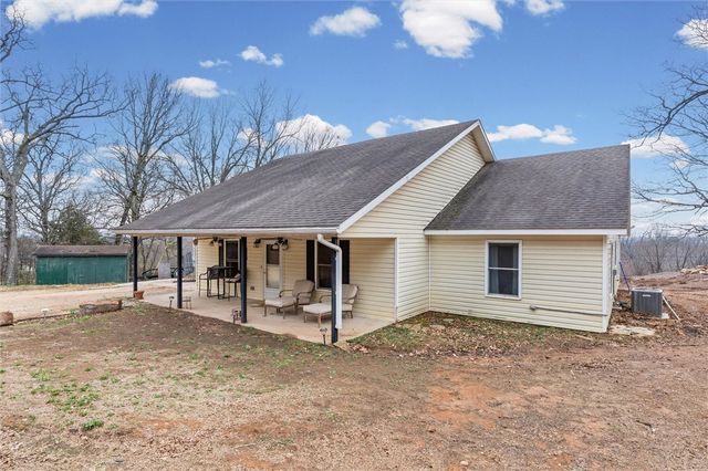 288 Eastport Lane, Springdale, AR 72764