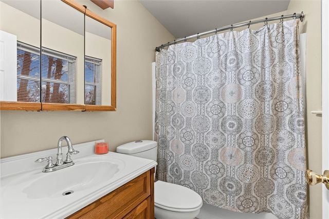 288 Eastport Lane, Springdale, AR 72764