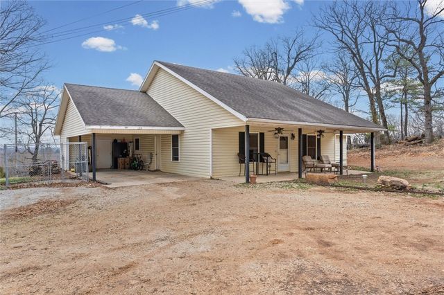 288 Eastport Lane, Springdale, AR 72764
