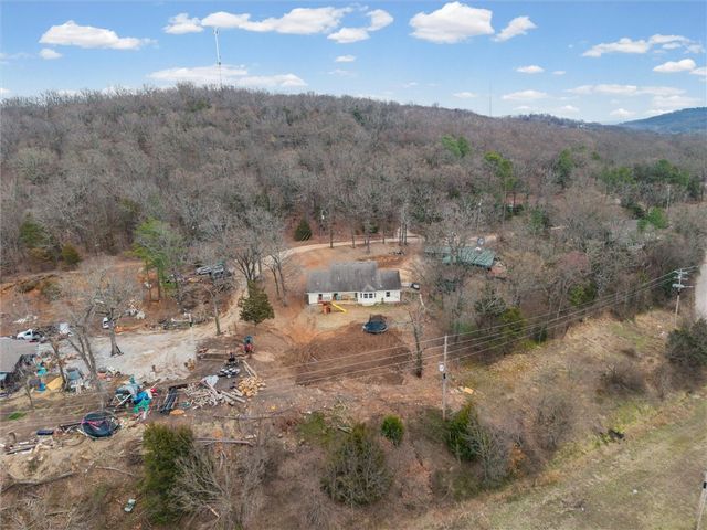 288 Eastport Lane, Springdale, AR 72764